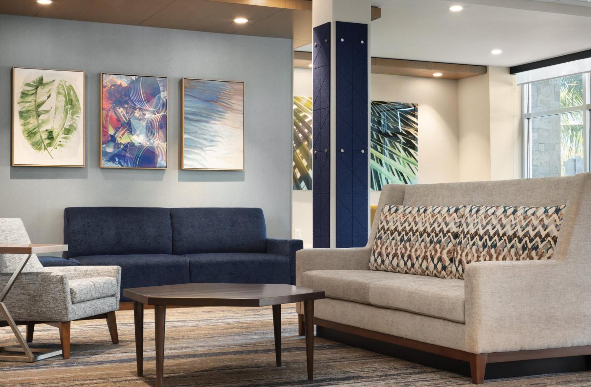 Holiday Inn Express Cape Canaveral By Ihg Exterior photo